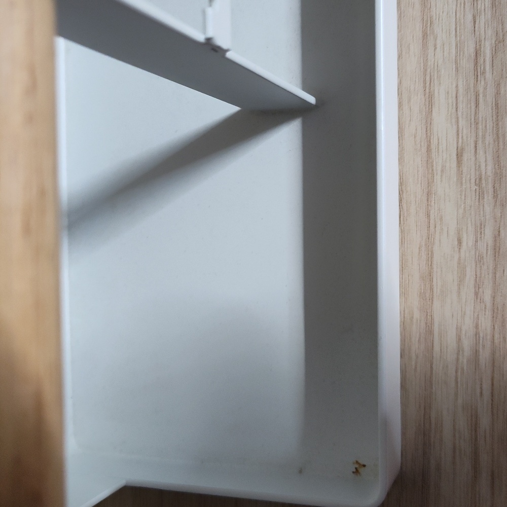 Elegant White and Wood Jewelry Stand - Picture 6 of 6